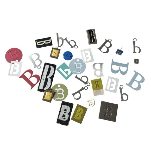 Lot Mixed Letters Scrapbook Cardmaking Embellishments Metal Chipboard - Picture 1 of 6